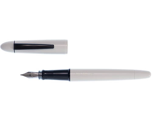 Super5 Fountain Pen  0.5mm Nib  Arctic White